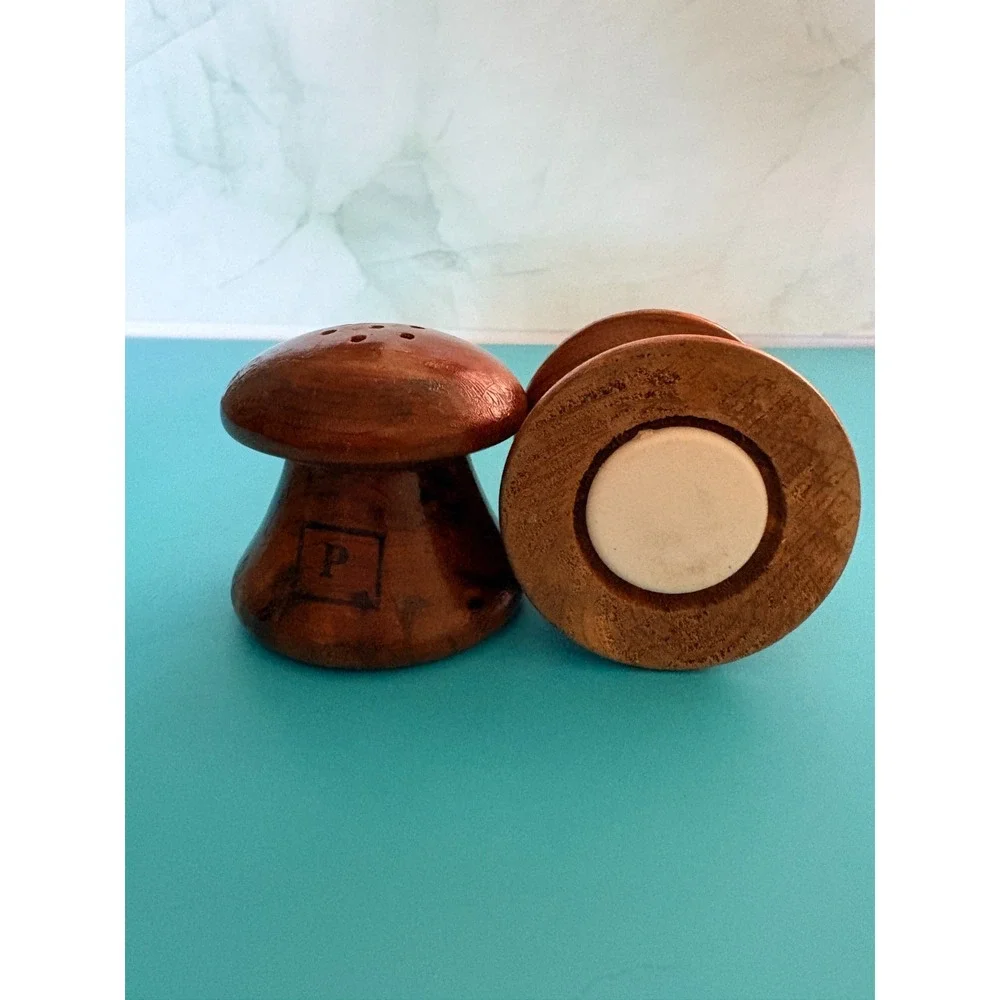 Vintage Wooden Mushroom Salt and Pepper Shakers Sun Valley Idaho 1970s Brown Set